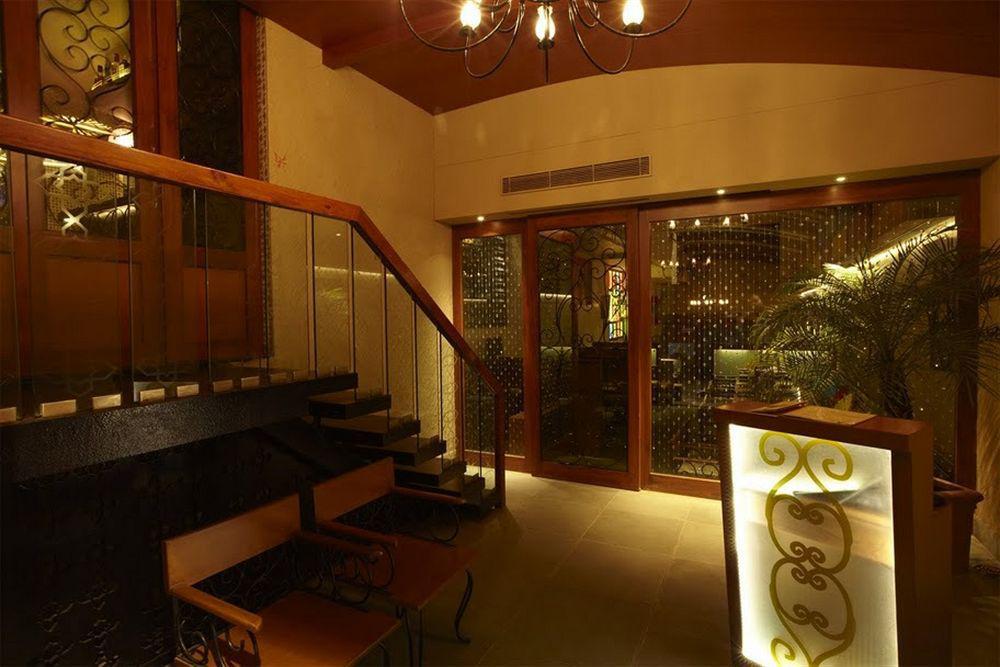 Hotel Bawa Continental Bombay Esterno foto